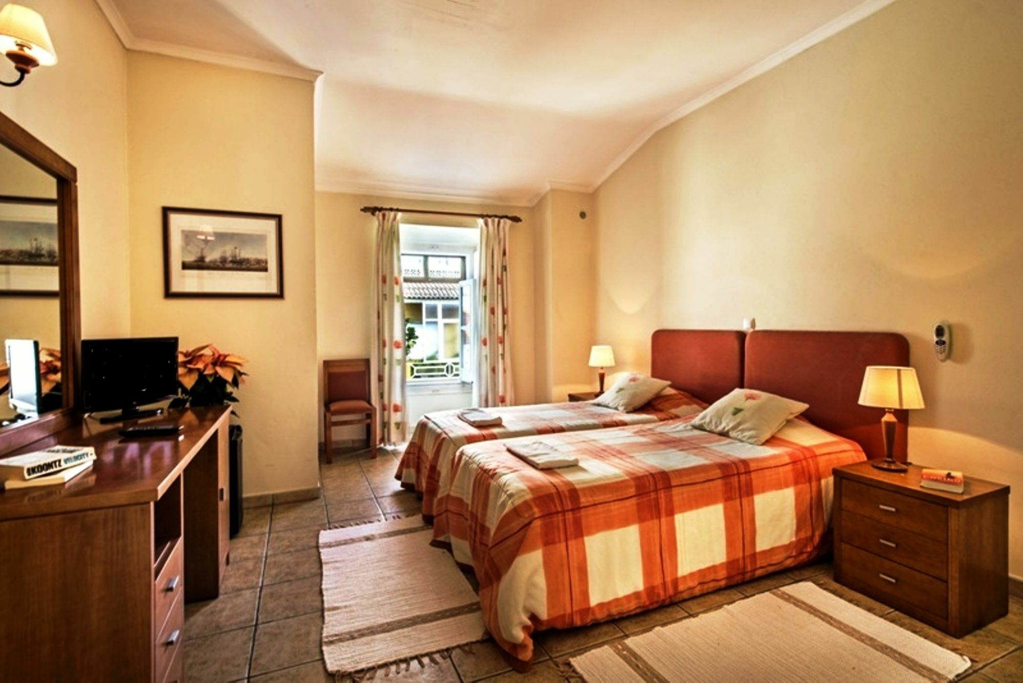Rio Arade Algarve Manor House Hotel เอสโตเบอร์ ภายนอก รูปภาพ